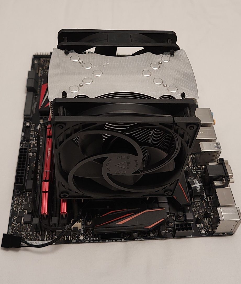 Komputer PC - i7 6700t, 16GB DDR4 3000, z170, 650wat
