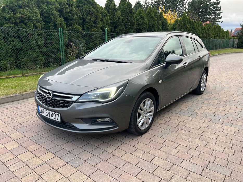 Opel Astra V K Kombi Sport Tourer tempomat klima salon PL Faktura VAT 23%