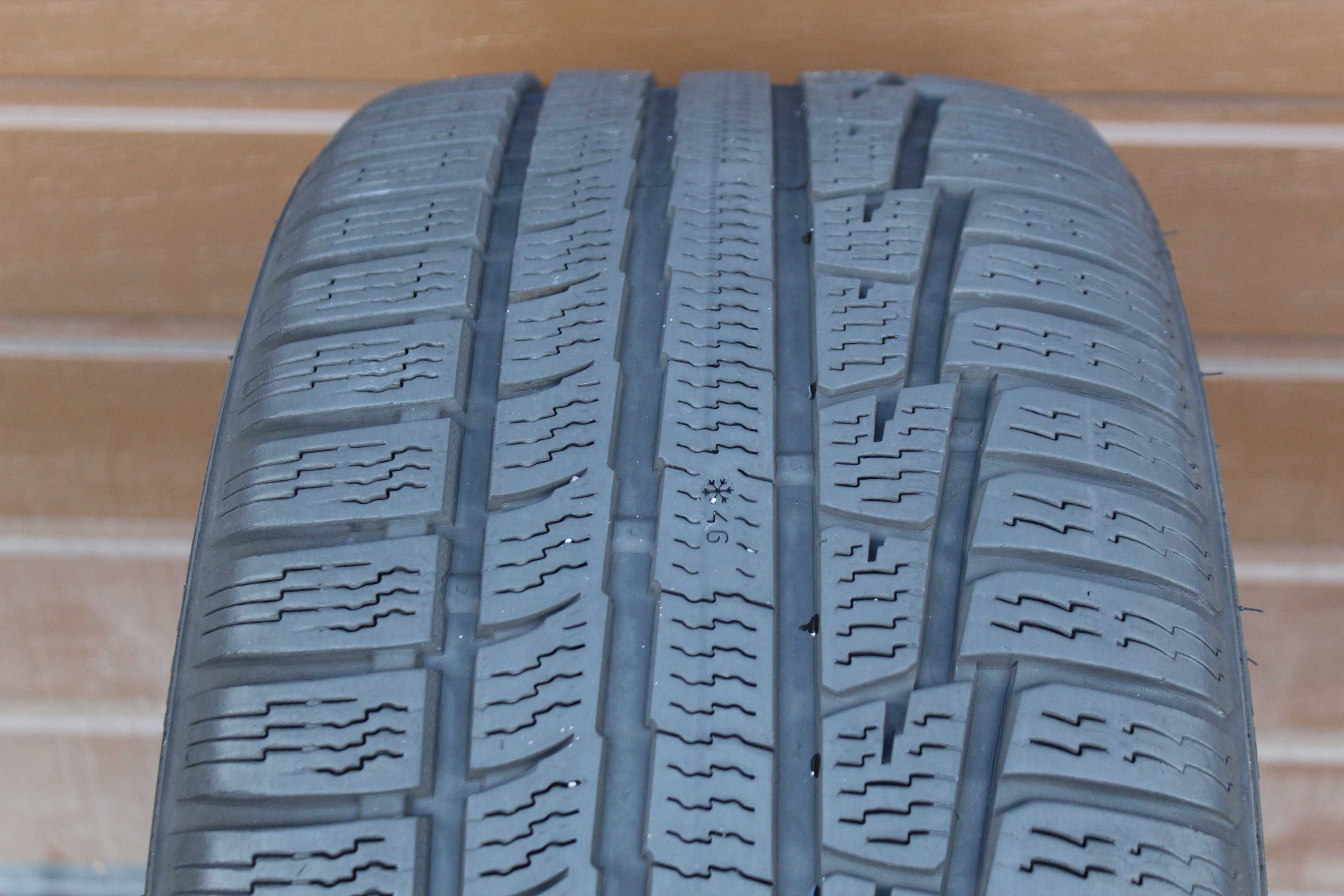 255/40R19 Nokian Tyres WR A3 100V XL 2017r. 6mm