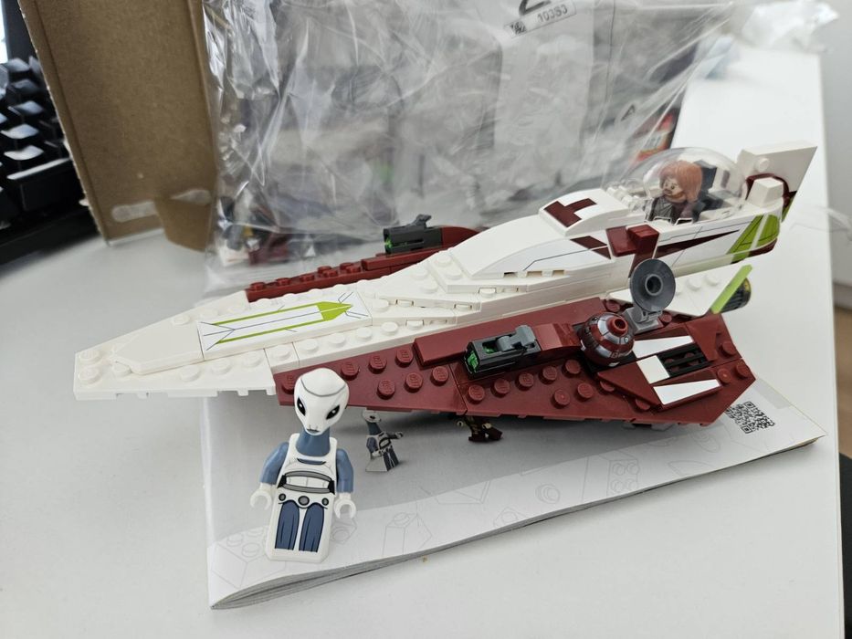 Zestaw Lego Myśliwiec Jedi Obi-Wana Kenobiego™