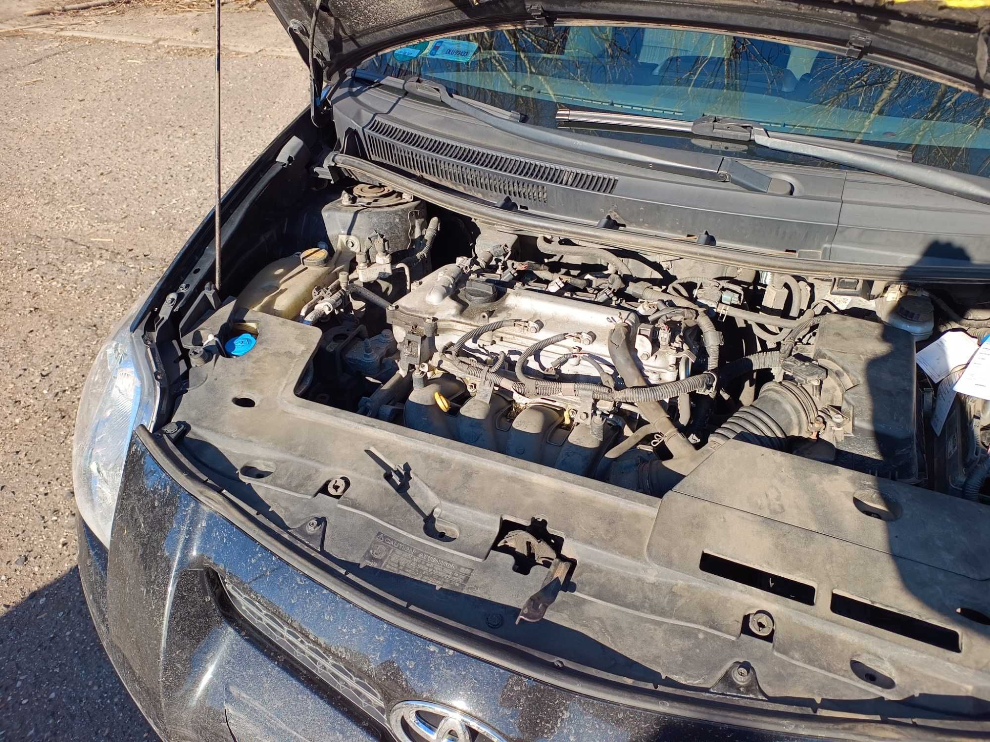 Sprzedam Toyotę Auris generacji 1 rocznik 2008