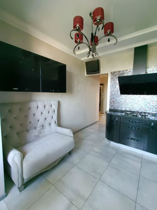 Продаж двокімнатна квартира в новому будинку