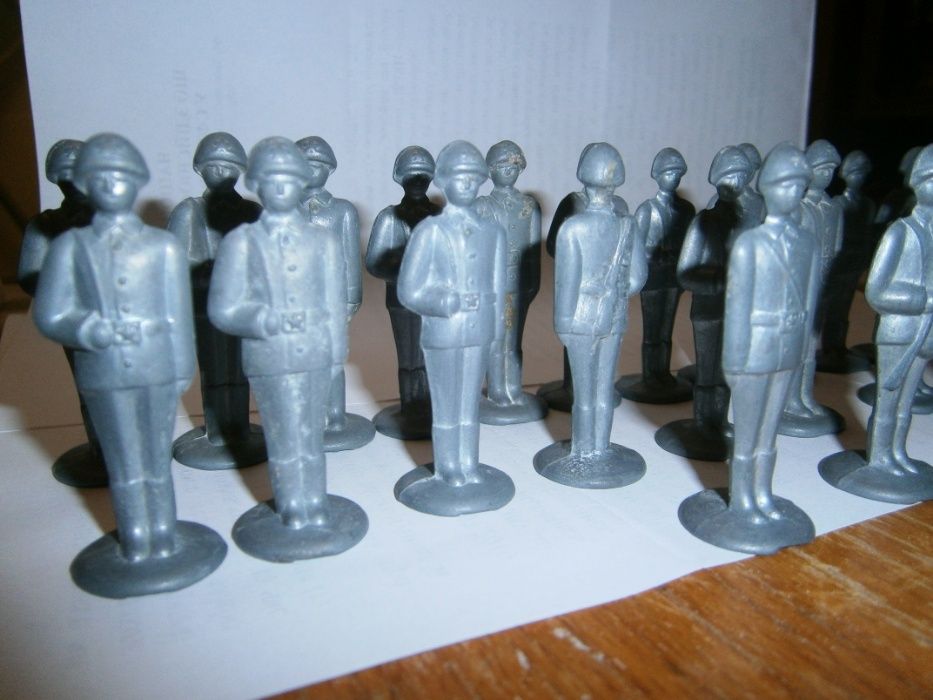 военный тягач, самолеты, оловянные солдатики,модели СССР