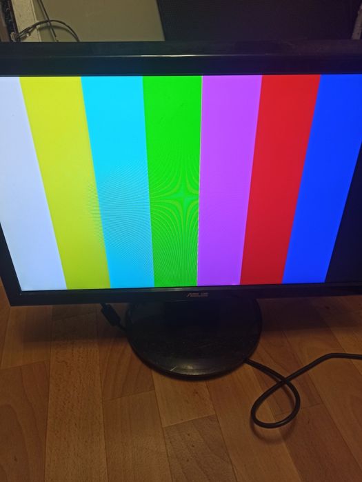 Продам широкоформатный монитор