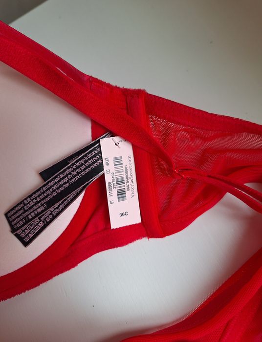 Ліфчик бюст Victoria's Secret 80C