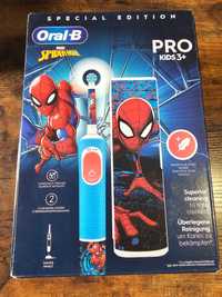 Szczoteczka elektryczna dla dzieci ORAL-B Pro Kids 3+ Spiderman + Etui