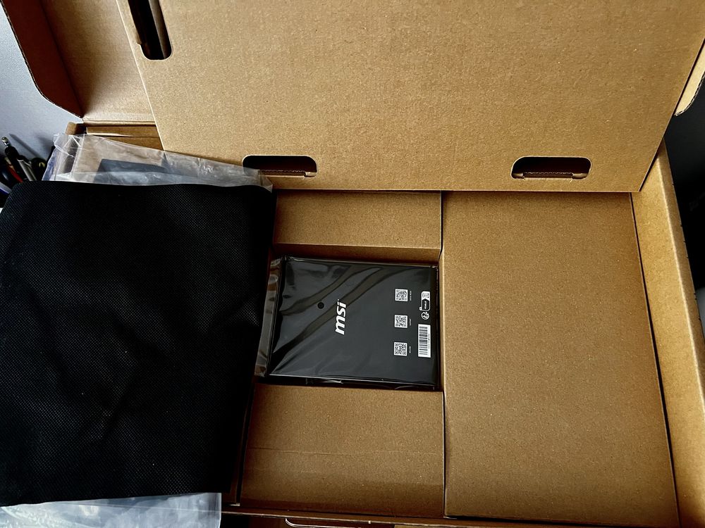MSI Katana 17 / i7-13620H / RTX 4060 / 16GB / 1TB SSD / Ідеал