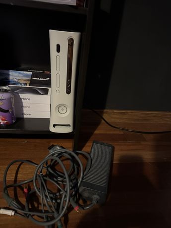 Xbox 360 rrod przerobiony , zasilacz , kabel av