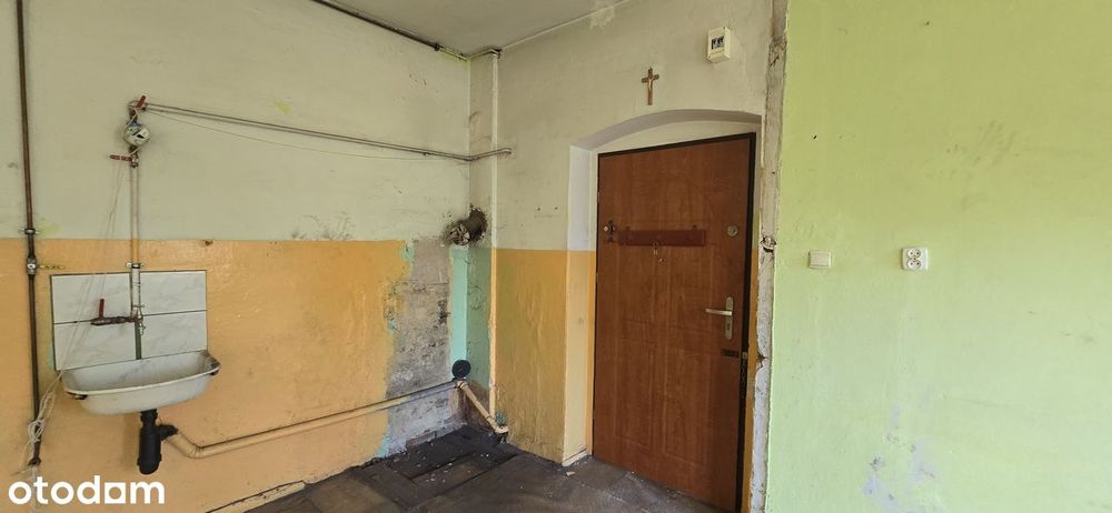 Ustawna kawalerka w dobrej lokalizacji