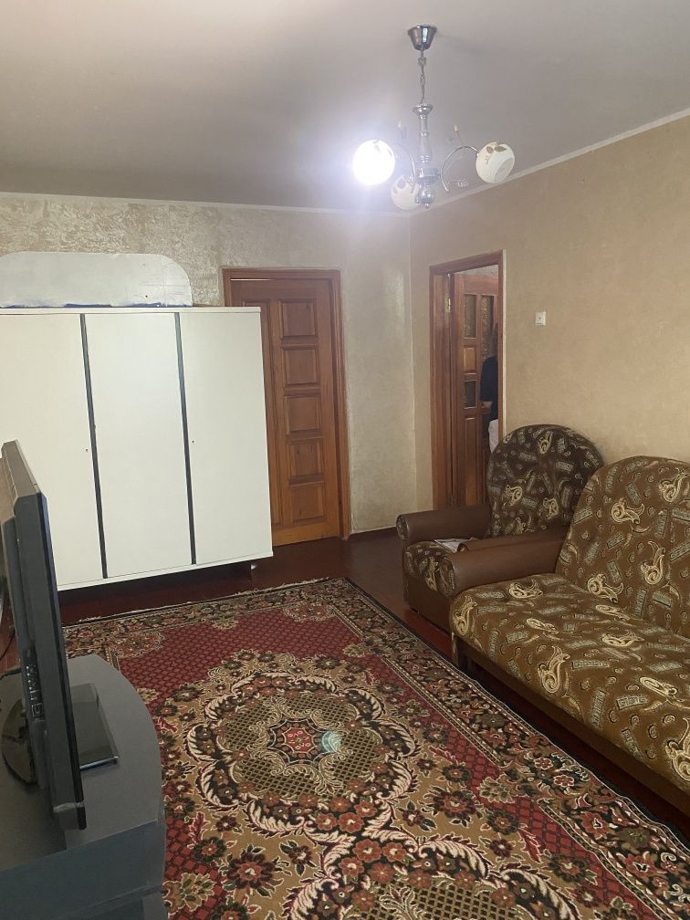 Продається двокімнатна квартира з Автономним опаленням