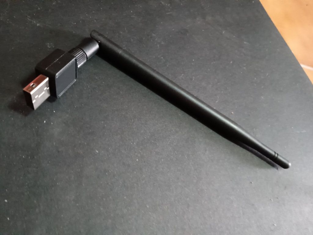 Antena de WiFi por porta USB