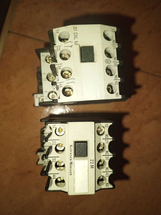 2 Styczniki Klöckner-Moeller-DIL 0A M + DIL 31 M i DIL R 40 +DIL 22 M