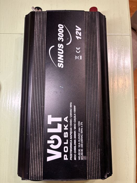 Інвентор Volt Polska 12-220 вольт 1500/3000 Вт, чистий сінус