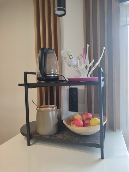 Підставка під чайник та мікрохвильову піч