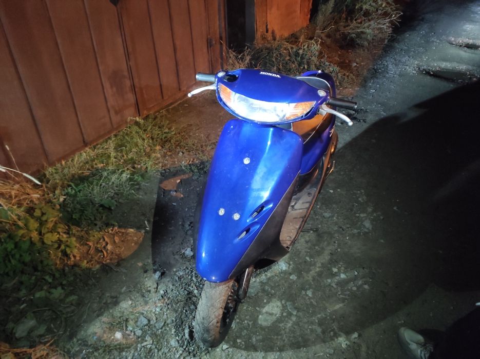 Продаю мопед Honda Dio AF34. Стан майже новий