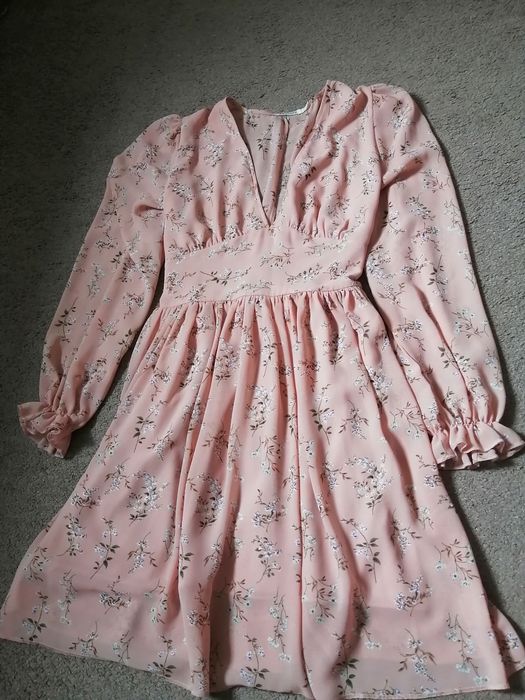 Плаття весняно-літнє з довгим рукавом