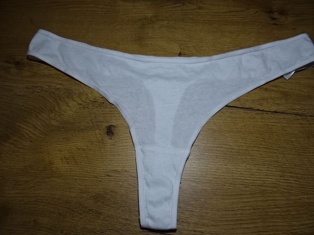Primark stringi białe bawełniane nowe L ( 42-44 )