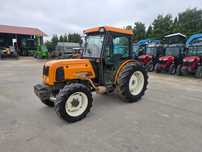Renault Fructus 140  Ciągnik sadowniczy