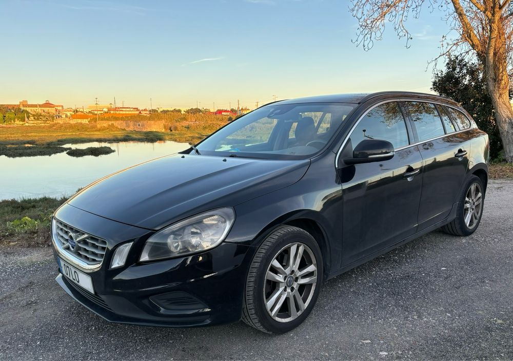 Volvo v60 d3 Nacional