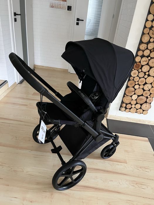 Cybex Priam 4 w1  Deep Black j.NOWY + fotelik cybex Cloud baza isofix