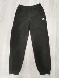 Spodnie dresowe adidas 152