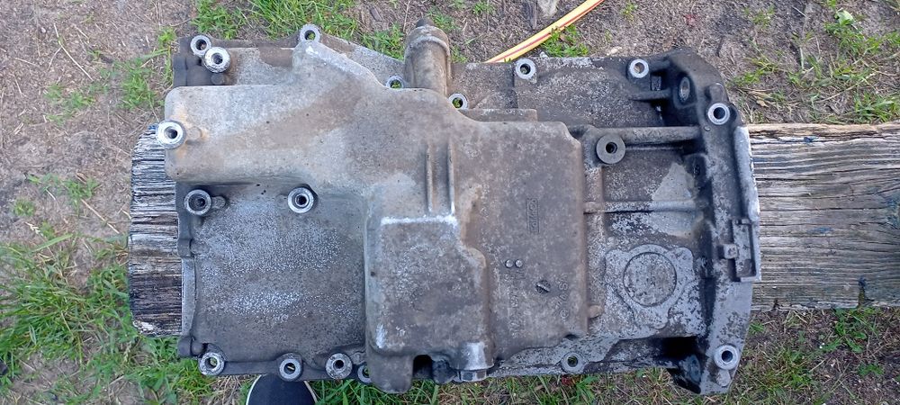 Піддон двигуна B4184S8 номер 6M2G-6675CA;DA