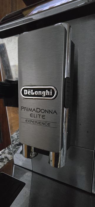 Máquina de Café Expresso Automática - DELONGHI PrimaDonna Elite Experi