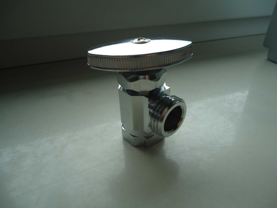 Zawór zaworek wody nowy