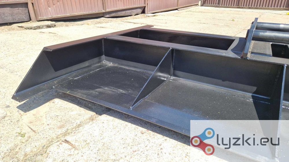 Niwelator sztywny do koparki równanie terenu CAT Liebherr Volvo