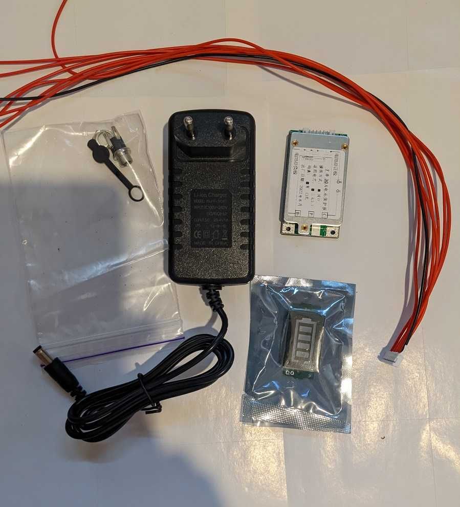 Блок питания 2s 5s 6s 7s 8.4V 21V 25.2V 29.4 1A 2A комплект шуруповерт