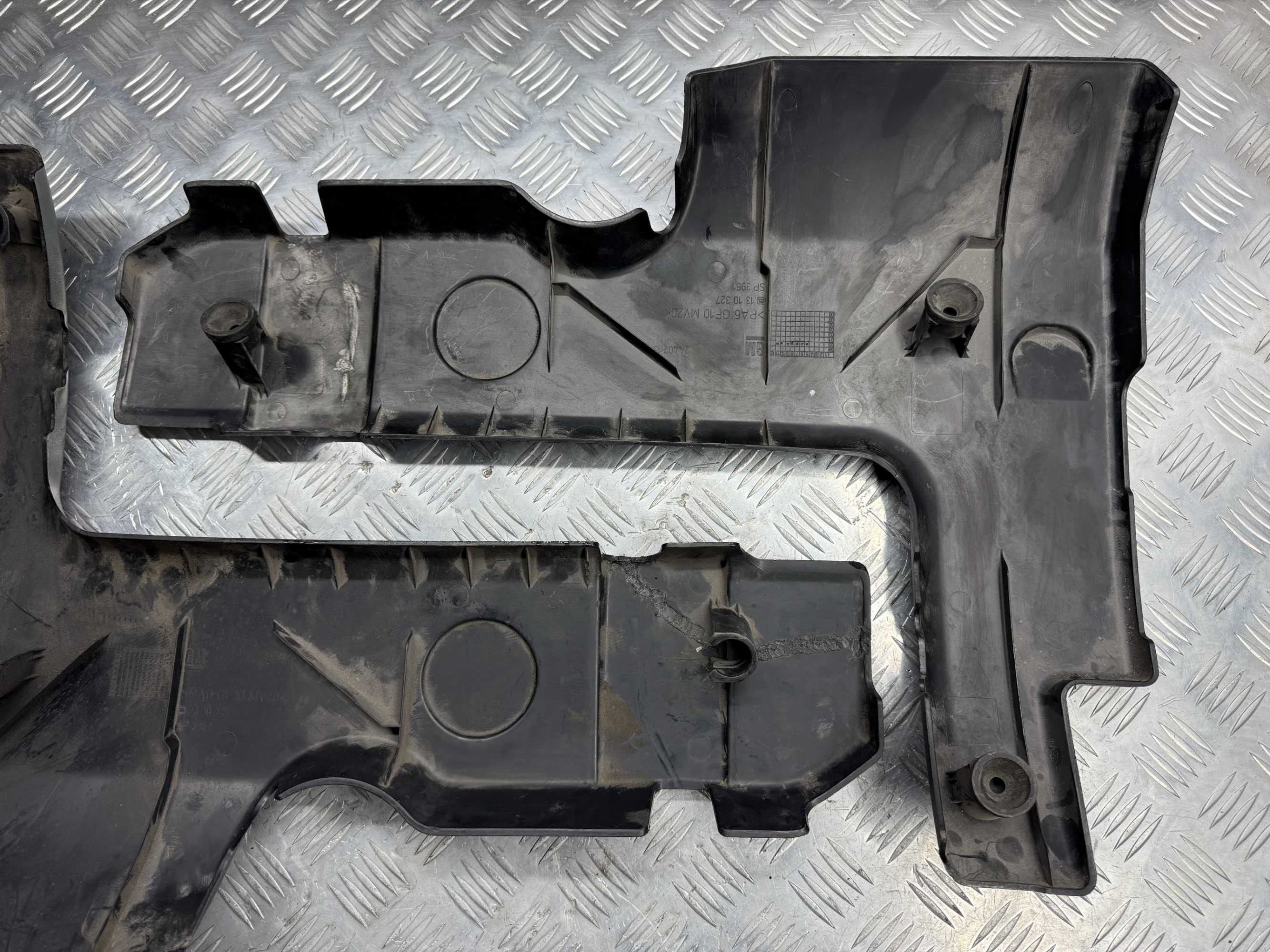 Накладка декоративная двигателя Opel Vectra B astra 2.2 16v 24407104