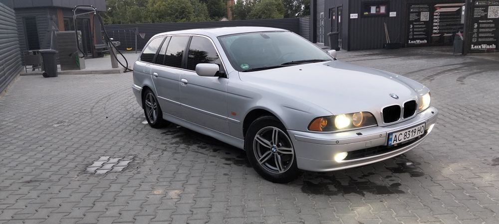 Продам BMW e39 універсал