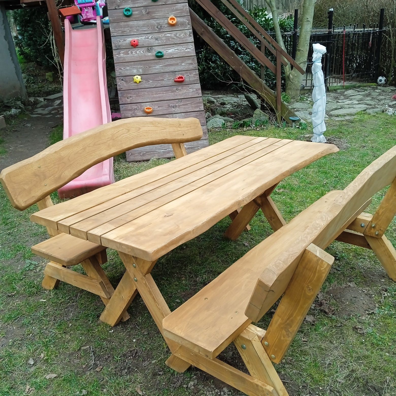 Zestaw ogrodowy -stoł+dwie ławki