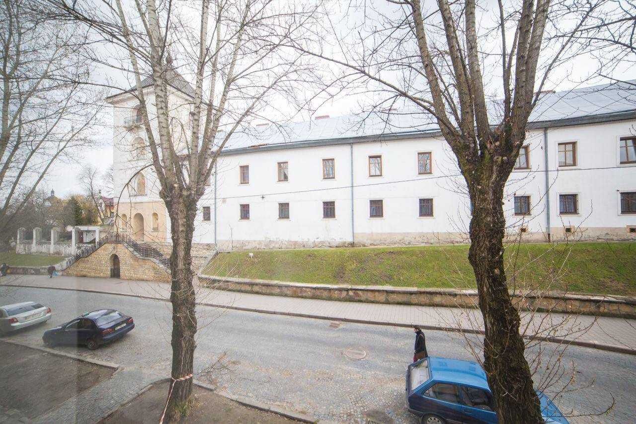 Продаж 1кім квартири по вул.Хмельницького (початок)