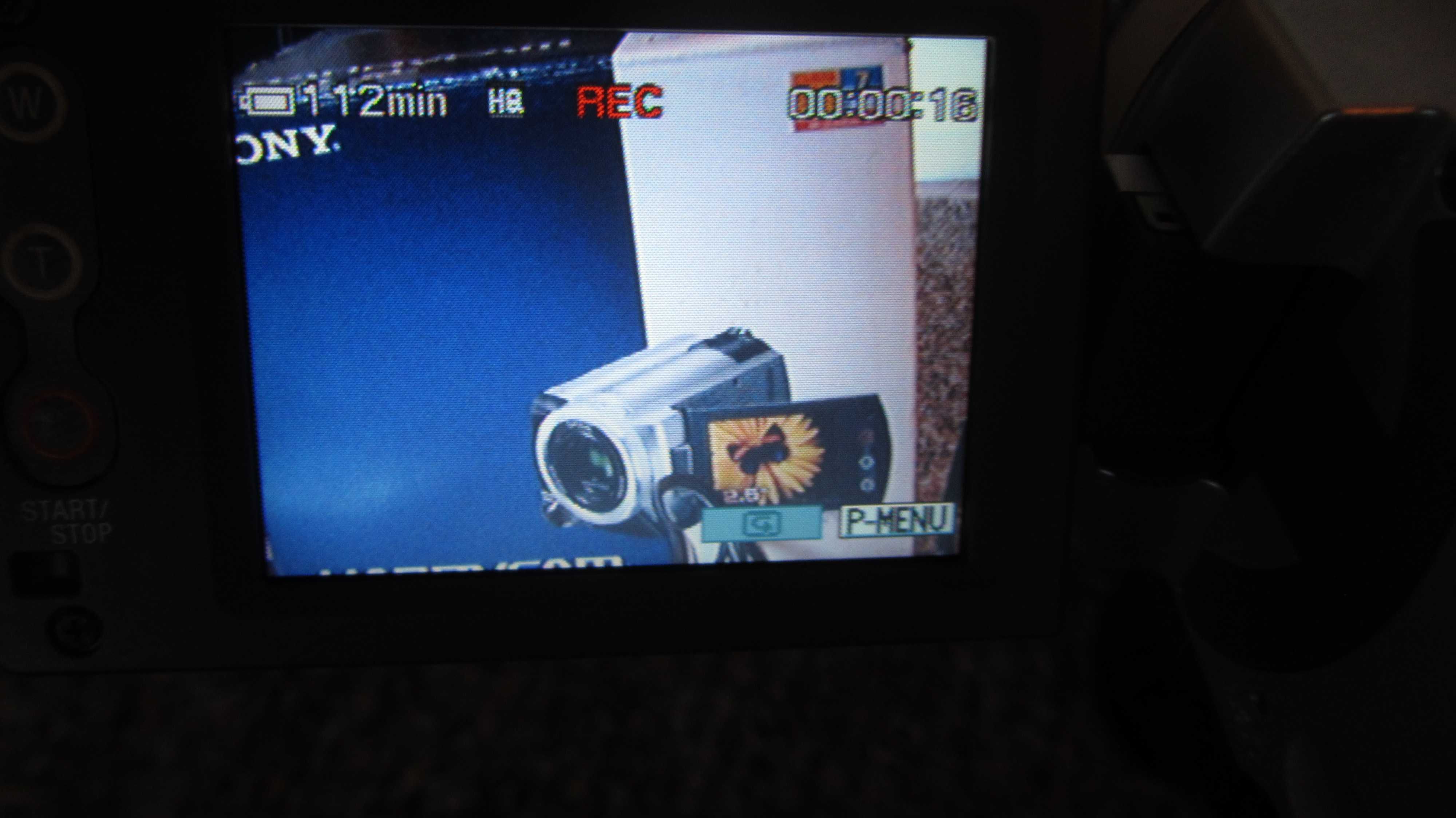 Відеокамера Sony DCR-SR40E.
