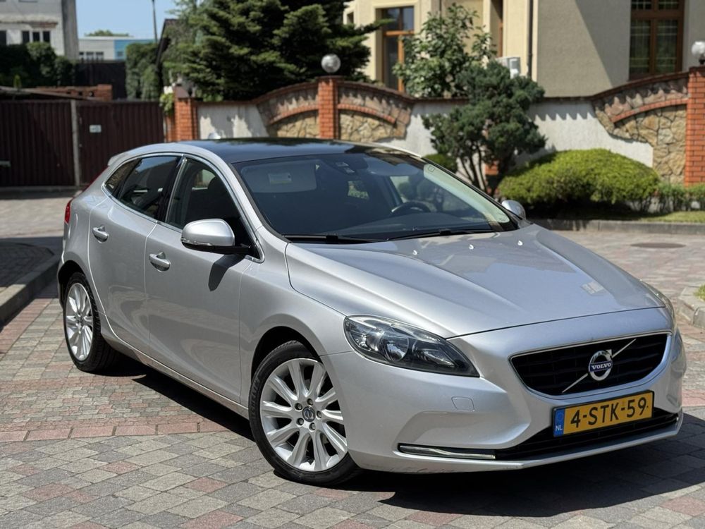 Volvo V40 1.6 diesel 2014