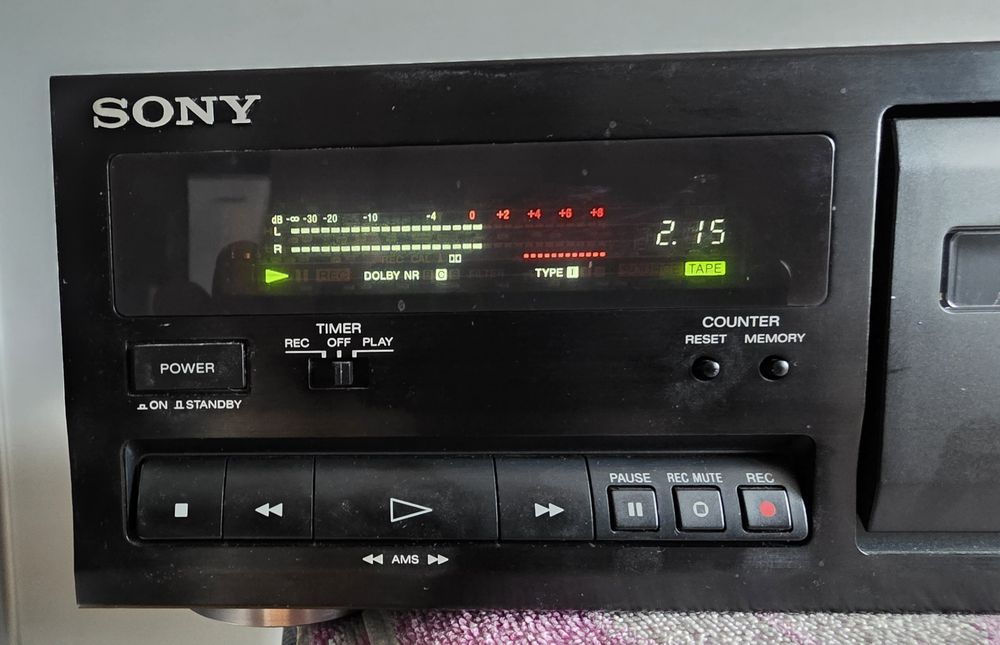 Magnetofon sony tc k711s