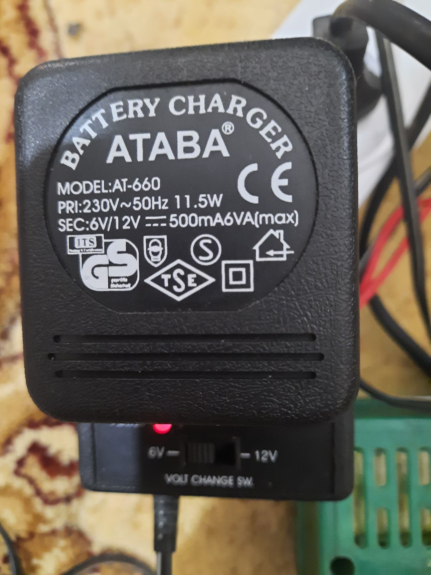 зарядные  устройства 12 v