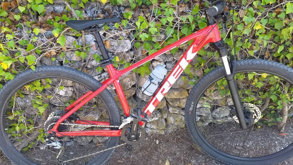 Trek Marlin 7 Mountain Bike Hardtail, Cross Country