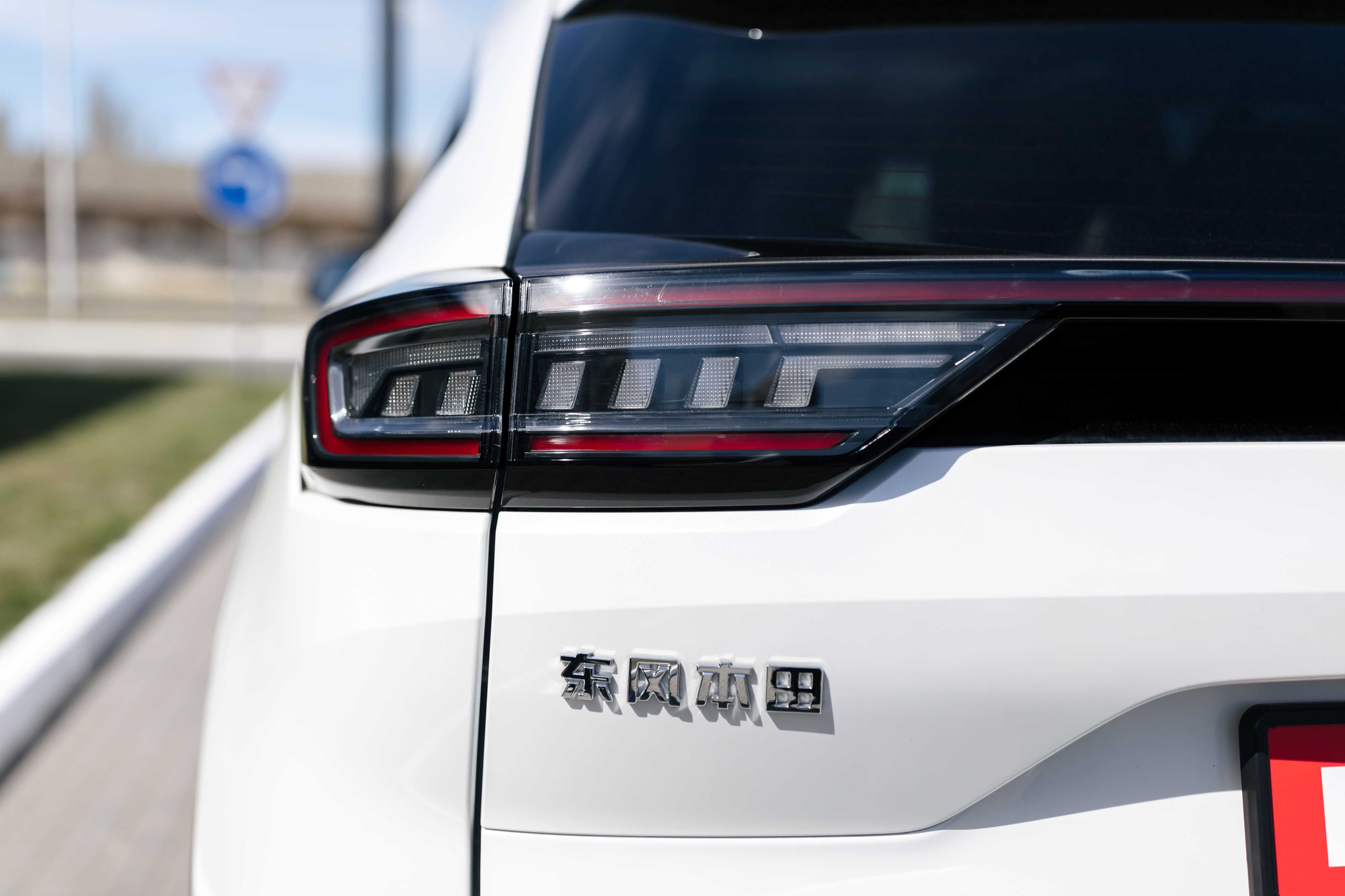 Новий електромобіль Honda M-NV Top 2022 року