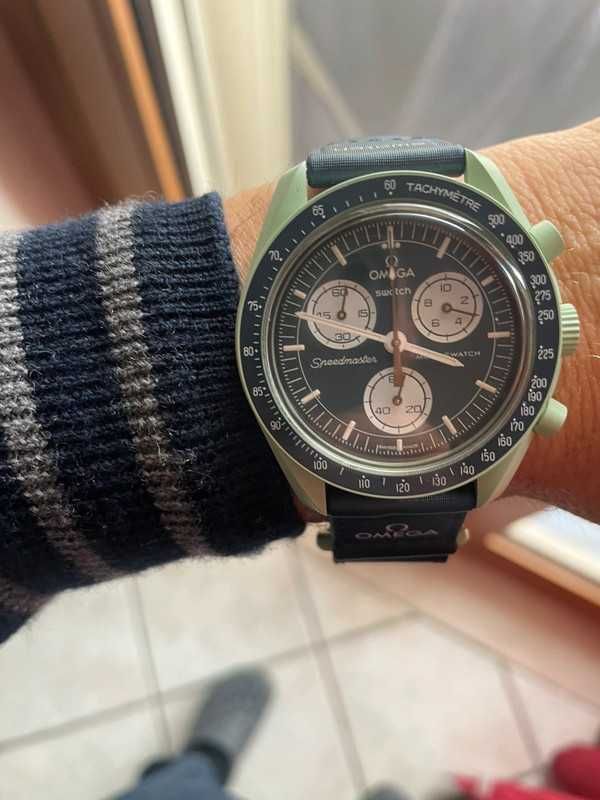 Omega x Swatch SO33G100 Ziemia - Ekskluzywna Kolekcja dla Przyrodników