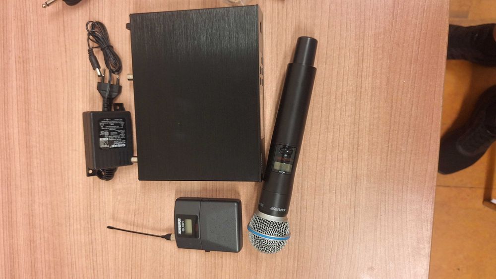Mikrofon bezprzewodowy QLXD4/beta 58a