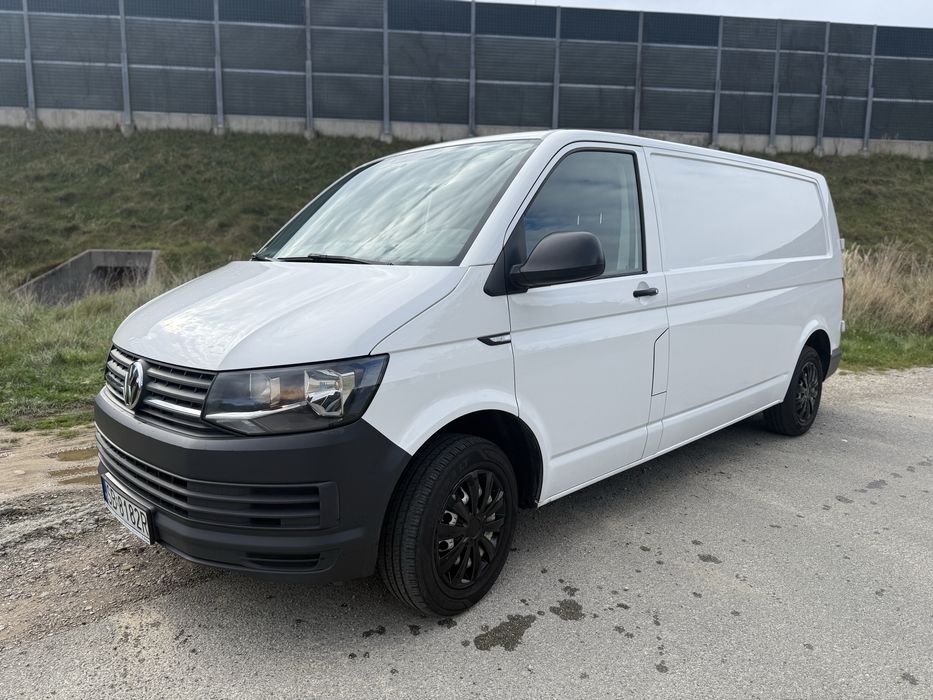 F-Vat Vw Transporter T6 long w bardzo dobrym stanie