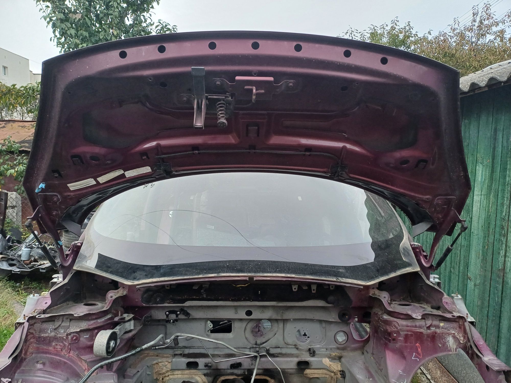 Капот ресталінг 2012р-2016р  Renault Scenic 3 (Рено Сценік 3)