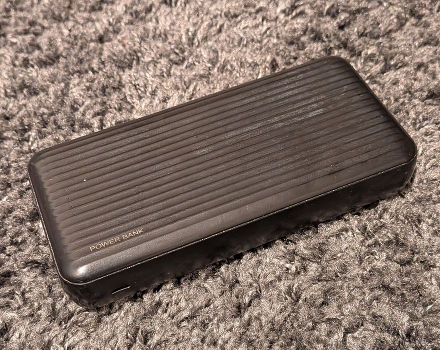 Power Bank 20000mAh Brand: Ockeyed