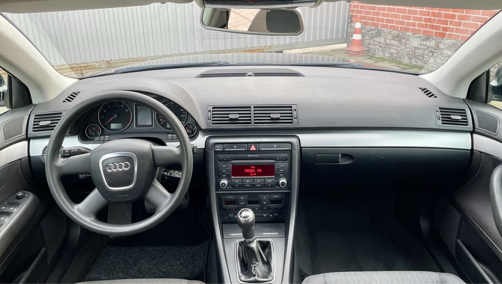 Audi A4 1.6 MPI 2008 року