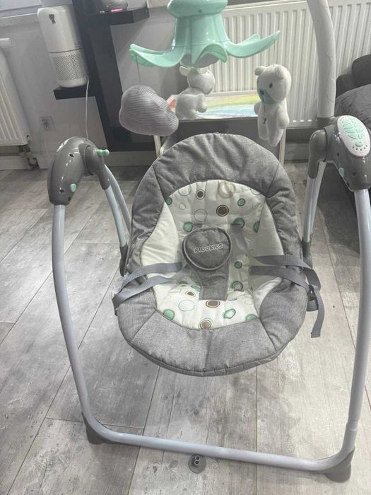 Leżaczek bujaczek automatyczny z muzyką Premium ricokids