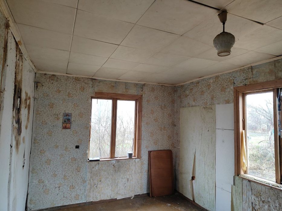 Продам дерев'яний будинок(Дача) Нова Українка