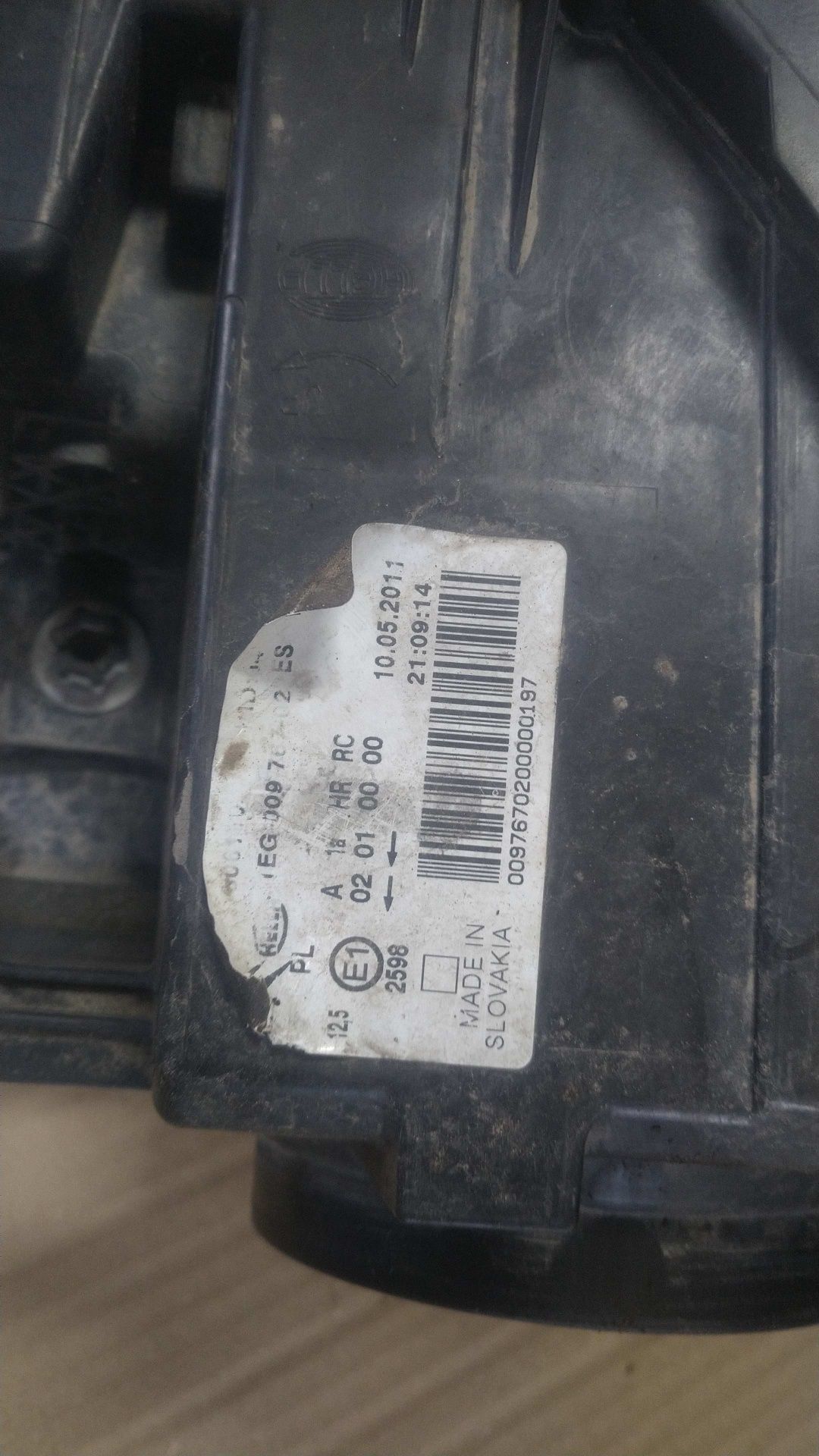 / Citroen C3 Picasso lampa prawa przednia EU