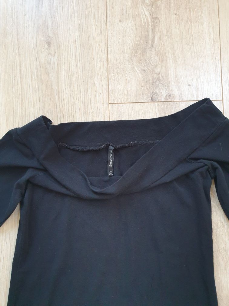 Bluzka dekolt carmen Stradivarius r. S